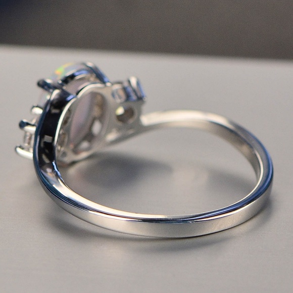 GEMSTONE STATEMENT RING - Picture 4 of 4